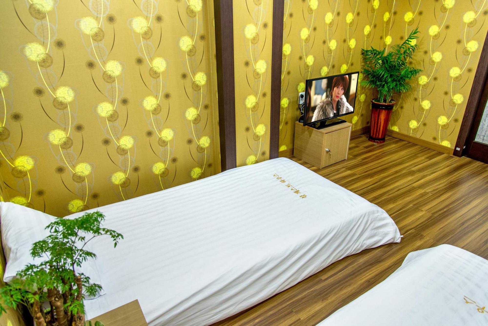 Seom Guesthouse Seogwipo Extérieur photo